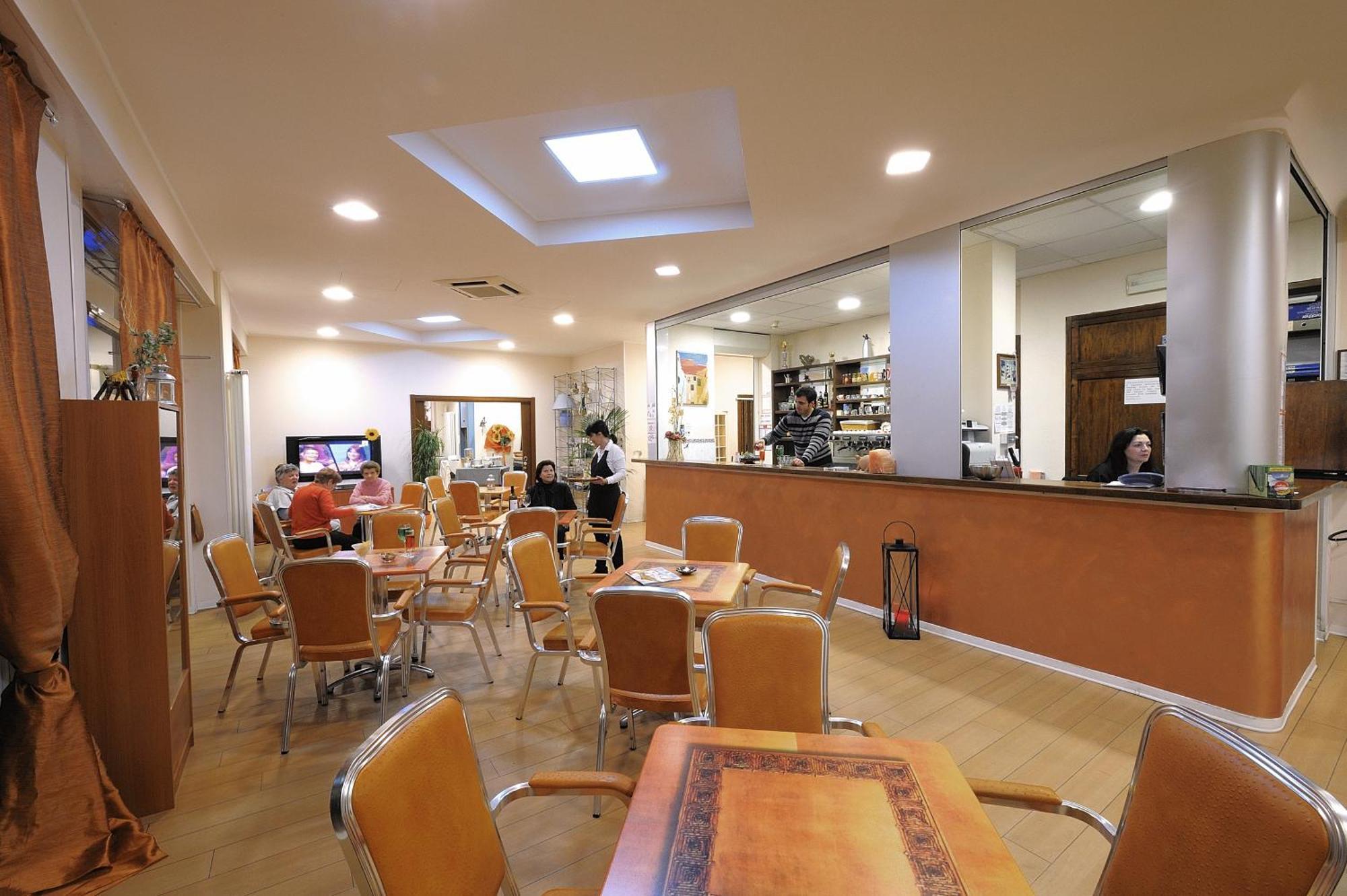 Hotel Arma Ristorante Арма ди Таджия Екстериор снимка