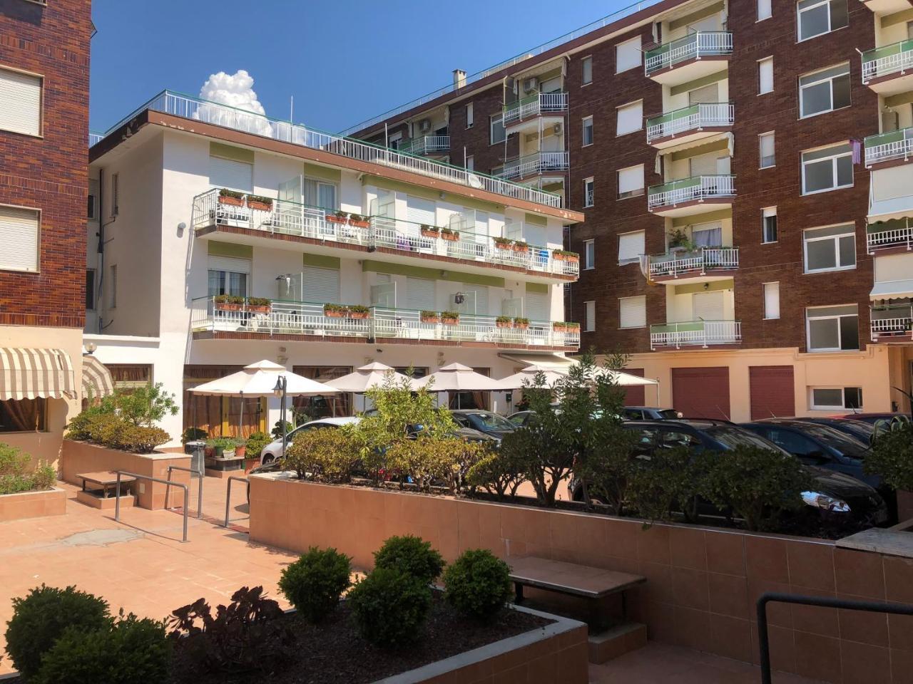 Hotel Arma Ristorante Арма ди Таджия Екстериор снимка